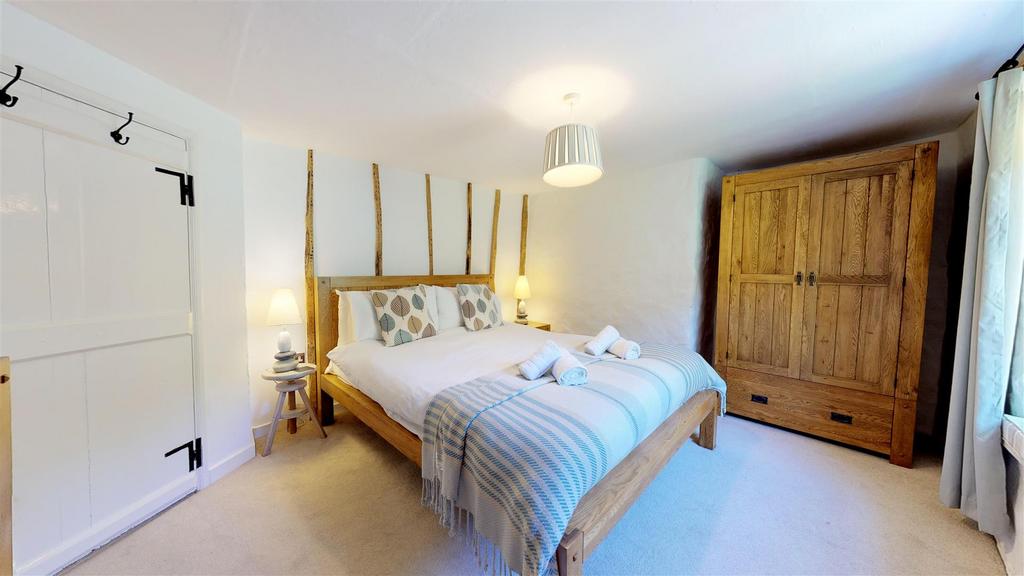 Seacombe-Cottage-bedroom 1-3.jpg