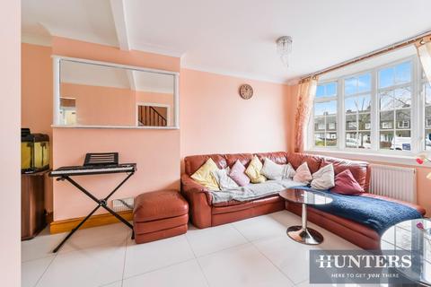 3 bedroom end of terrace house for sale - Warren Drive South, Surbiton