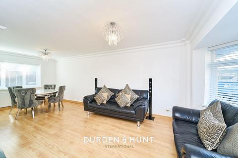 10 Tuck Road, Rainham, RM13 7HB