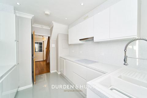 10 Tuck Road, Rainham, RM13 7HB