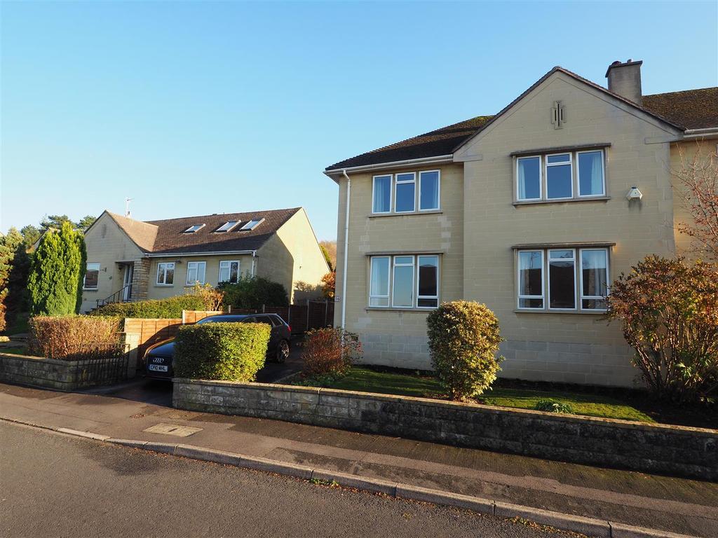 Minster Way, Bath 3 bed semidetached house £1,700 pcm (£392 pw)