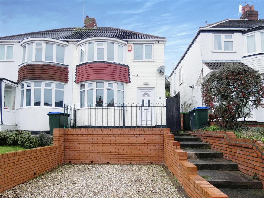 Appleton Avenue, Great Barr, Birmingham 3 bed semidetached house £