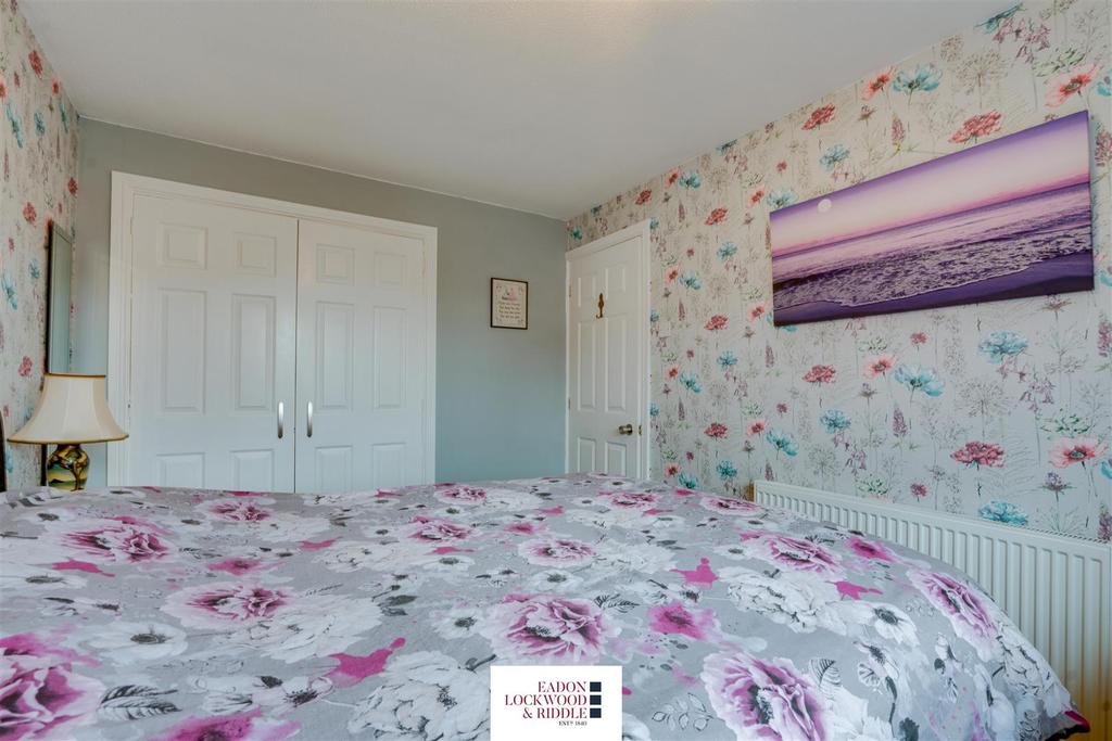 Bedroom 1-2.jpg