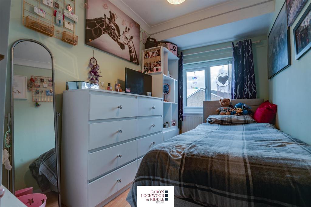 Bedroom 3-1.jpg