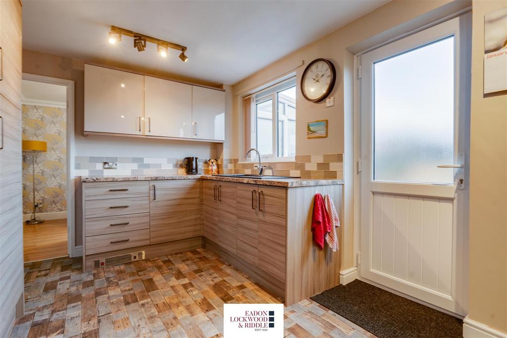Kitchen 3.jpg