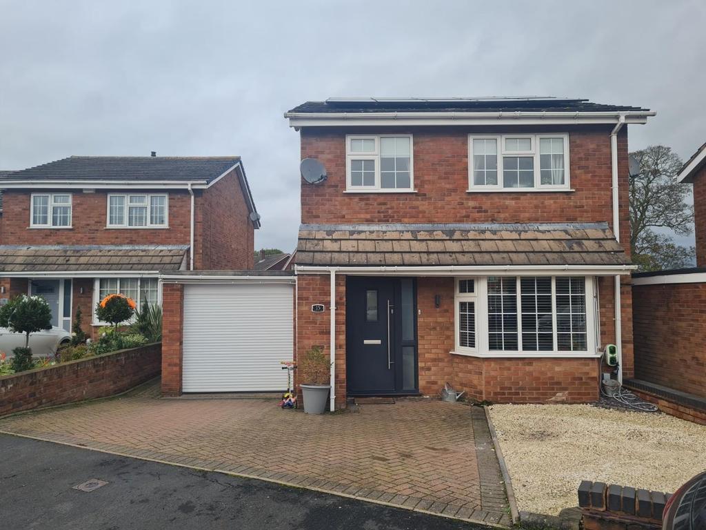 Sandford Close, Hill Ridware, Rugeley 3 bed house £1,400 pcm (£323 pw)
