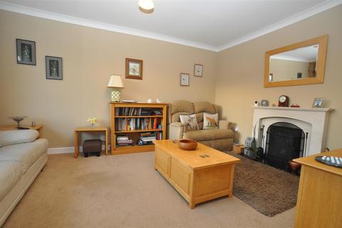 3 bedroom house for sale - Lindsay Avenue, Hitchin