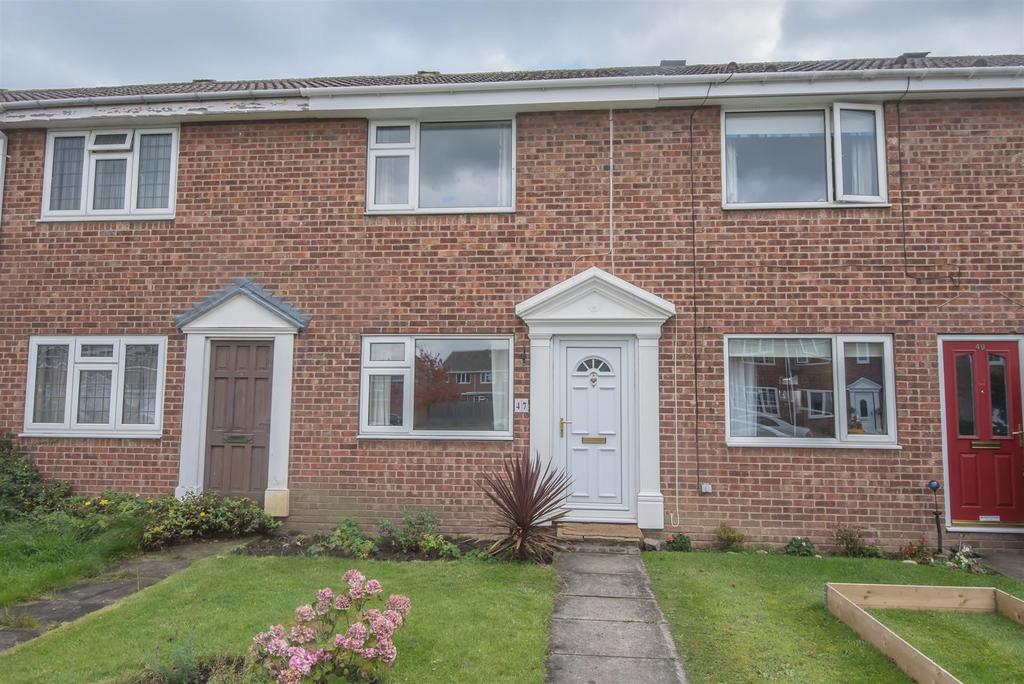 Barons Crescent, Copmanthorpe 2 bed townhouse £895 pcm (£207 pw)