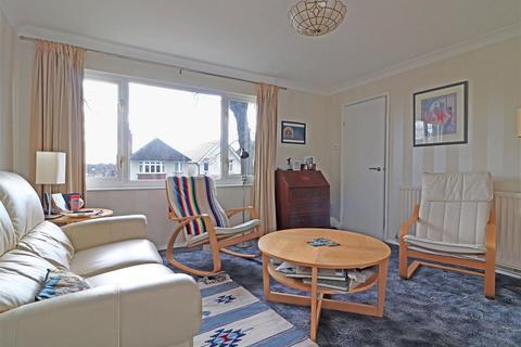 120 Brambletye Park Road, Redhill, RH1 6EJ