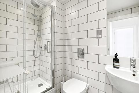 1 Gerards Place, London, SW4 7AZ