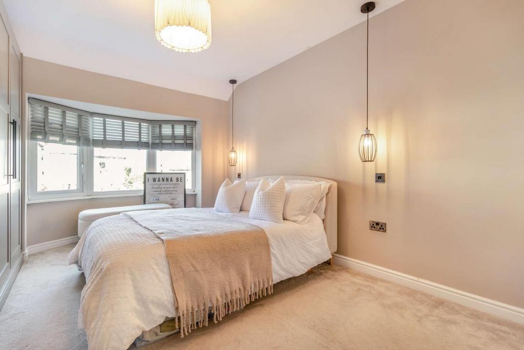 8534772-interior22-800.jpg