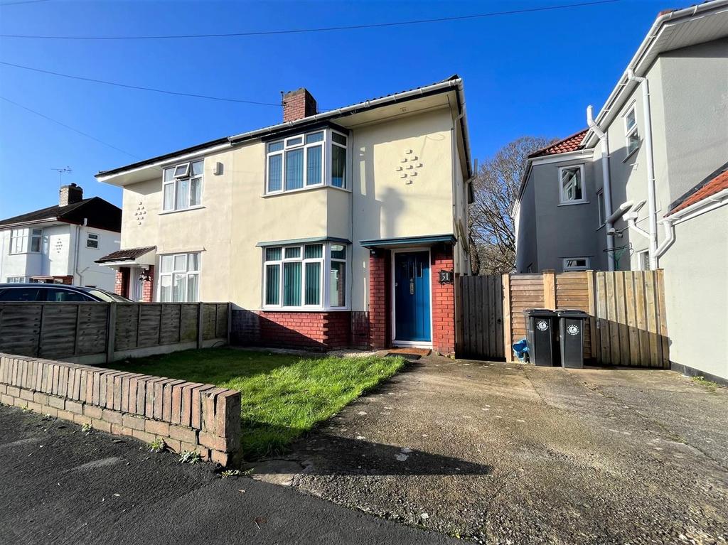 Lakewood Crescent, Westbury on Trym 3 bed semidetached house £465,000