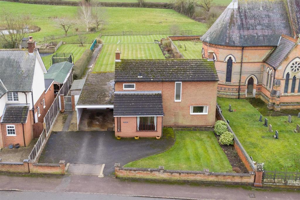 Main Street, Tur Langton, Leicester 3 bed detached house £600,000
