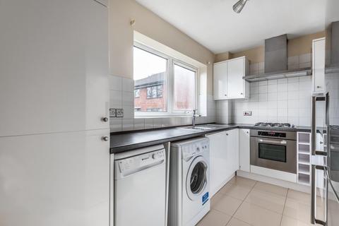 16 Whitehaven Close, Bromley, BR2 0YA