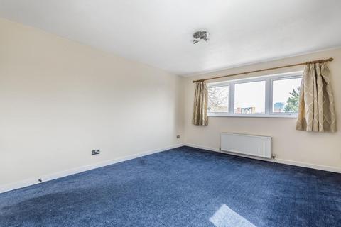 16 Whitehaven Close, Bromley, BR2 0YA