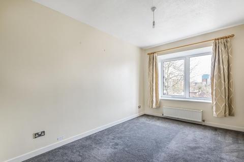 16 Whitehaven Close, Bromley, BR2 0YA