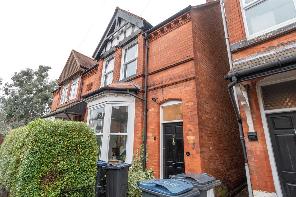 Cadbury Road, Moseley, Birmingham, B13 4 bed semidetached house for