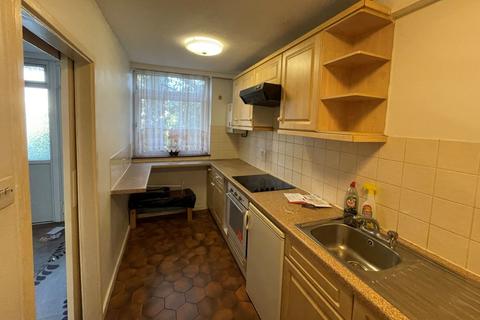 44 Vineyard Close, London, SE6 4PQ