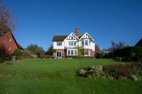 23 Hillcrest Road, Hythe, CT21 5EU