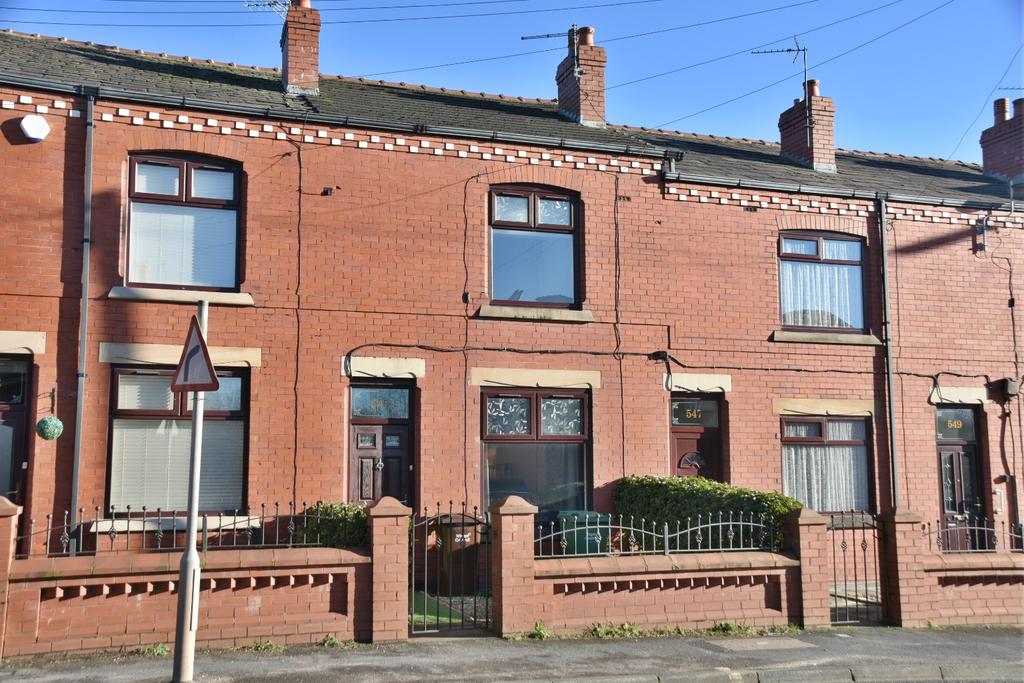 Warrington Road, Abram, Wigan... 2 bed semidetached house £90,000