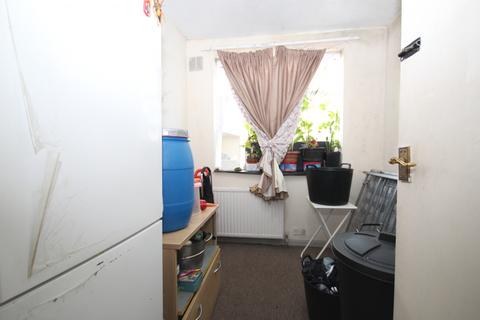 128 Heather Park Drive, Wembley, HA0 1SN