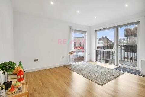 2 bedroom flat for sale - Tyas Road, London E16