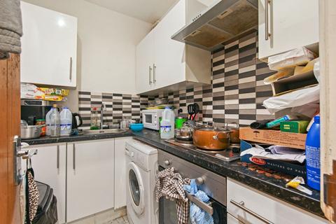 2 bedroom flat for sale - Wells House Road, London, NW10