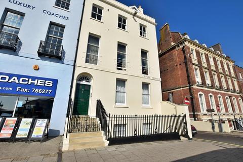2 bedroom flat to rent, Weymouth