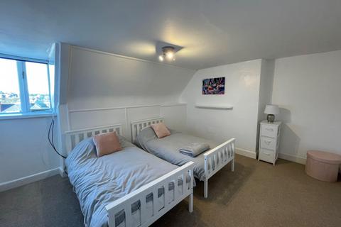 2 bedroom flat to rent, Weymouth