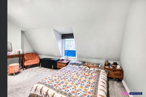 2 bedroom maisonette to rent - Lower Road, London SE8