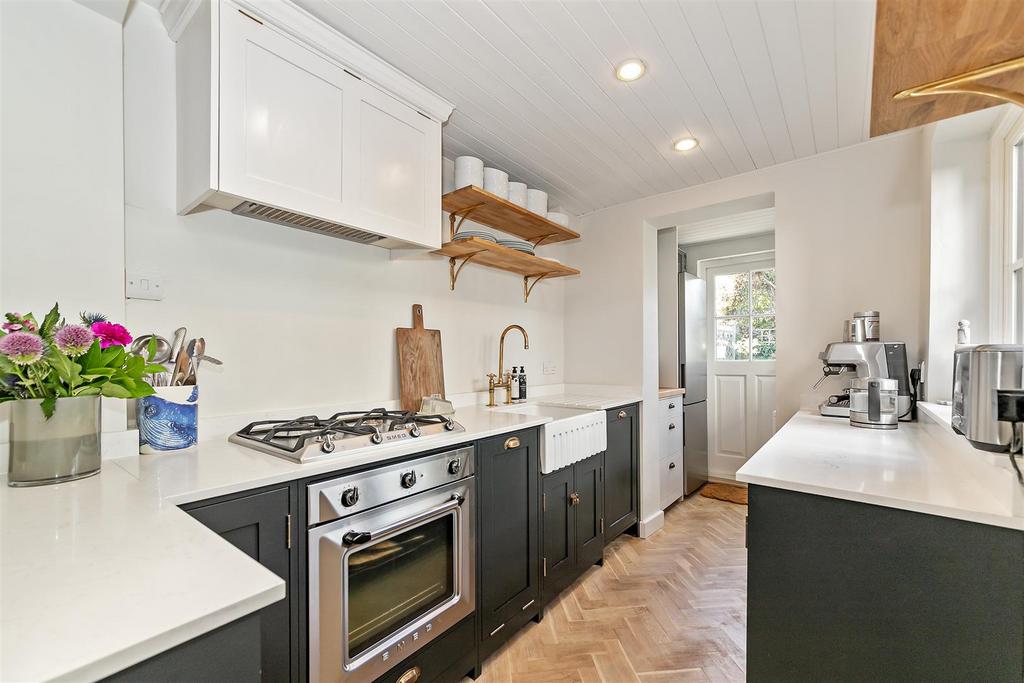 76 Sopwell Lane-16.jpg