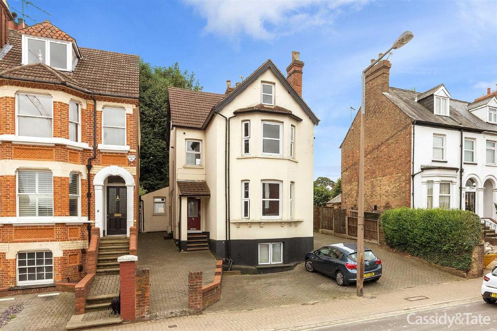 Alma Road, St Albans 6 bed detached house for sale £1,300,000