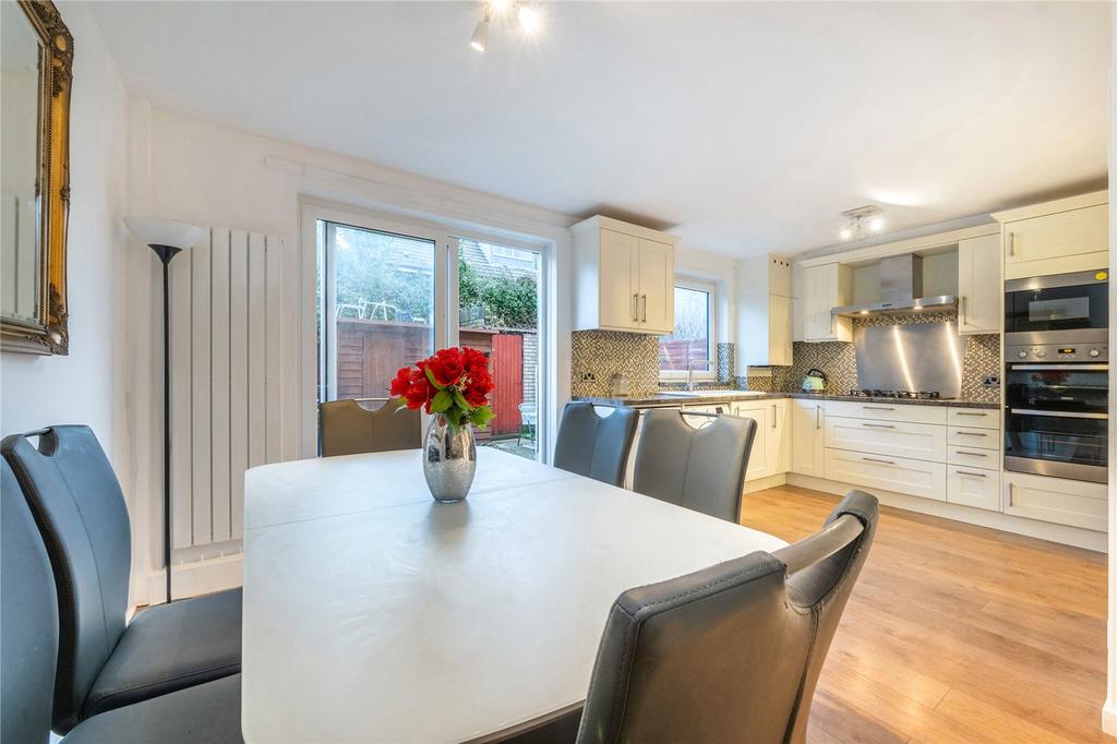 Ericcson Close, London 4 bed house - £750,000