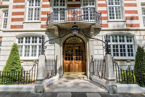 4 bedroom flat for sale, Hanover House, St John's Wood