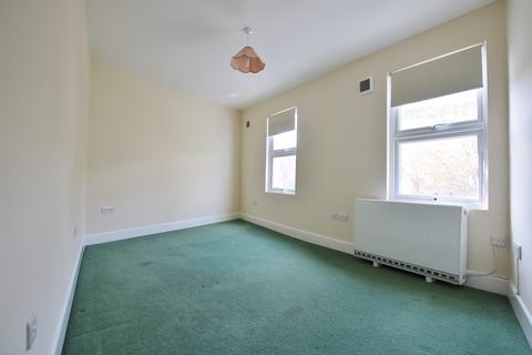 2 bedroom duplex to rent, Stockbridge Road, Winchester, Unfurnished