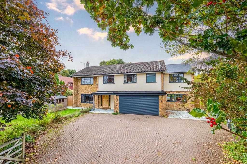Darrs Lane, Northchurch, Berkhamsted... 5 bed detached house £1,350,000