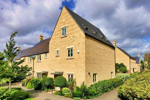 4 bedroom end of terrace house for sale, Matthews Walk, Cirencester, Gloucestershire, GL7