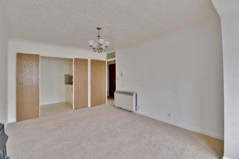 1 bedroom retirement property for sale, Victoria Road North, Southsea