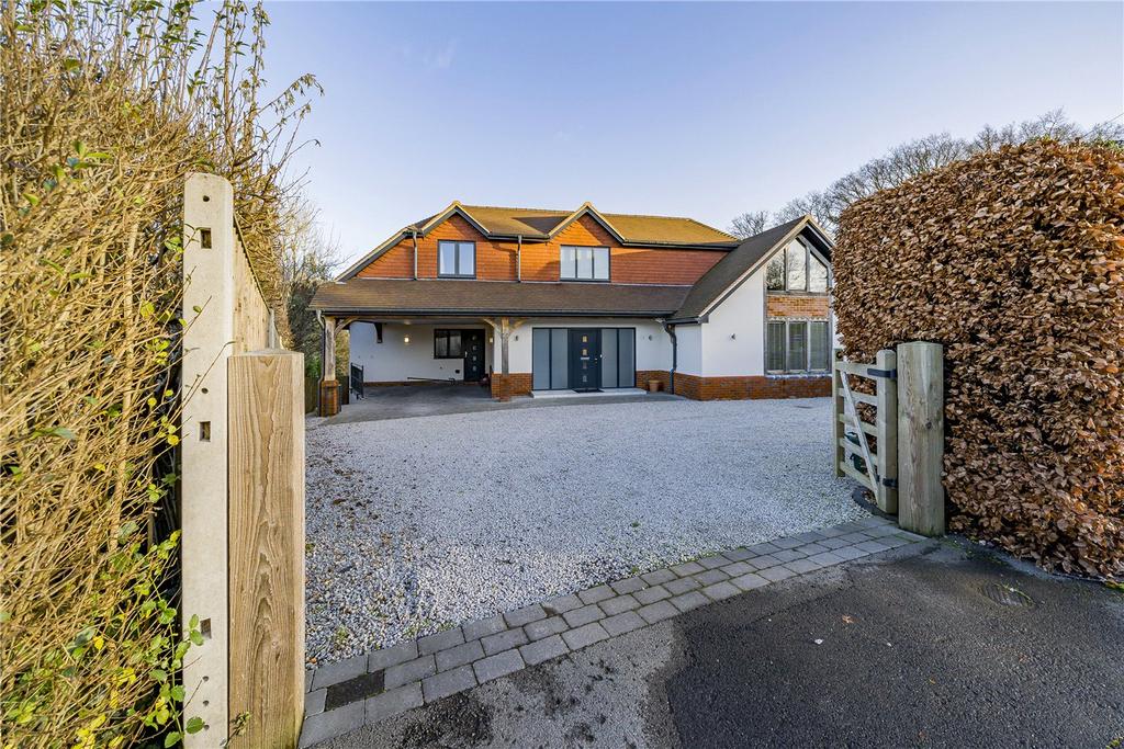 Broomleaf Road, Farnham, Surrey, GU9 5 bed detached house £2,000,000