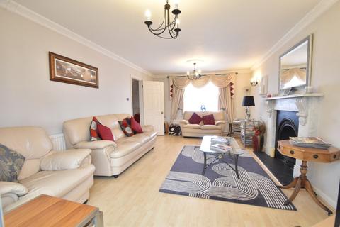 45 Cromer Way, Luton, LU2 7EE