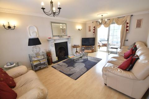 45 Cromer Way, Luton, LU2 7EE