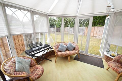 45 Cromer Way, Luton, LU2 7EE