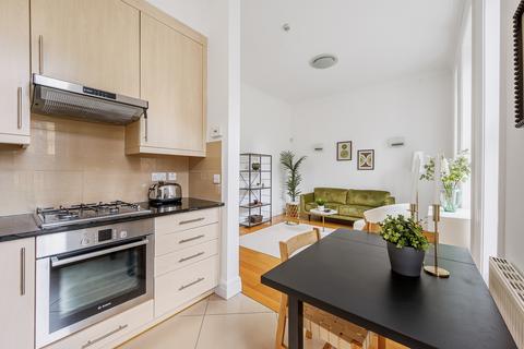 Flat 2, 2 Mattock Lane, London, W5 5BG