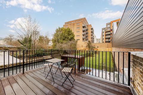 Flat 2, 2 Mattock Lane, London, W5 5BG