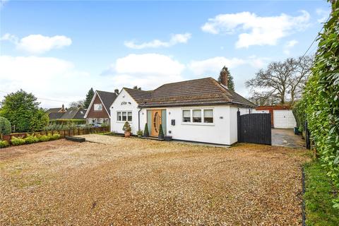 4 bedroom bungalow for sale - Winchester Road, Four Marks, Hampshire, GU34