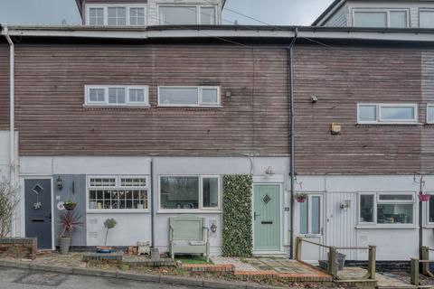 3 bedroom terraced house for sale - Dayhouse Bank, Romsley, Halesowen, B62 0EU