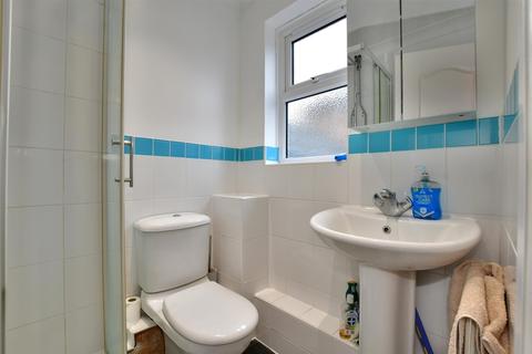 12 Brook Lane, Tonbridge, TN9 1PU