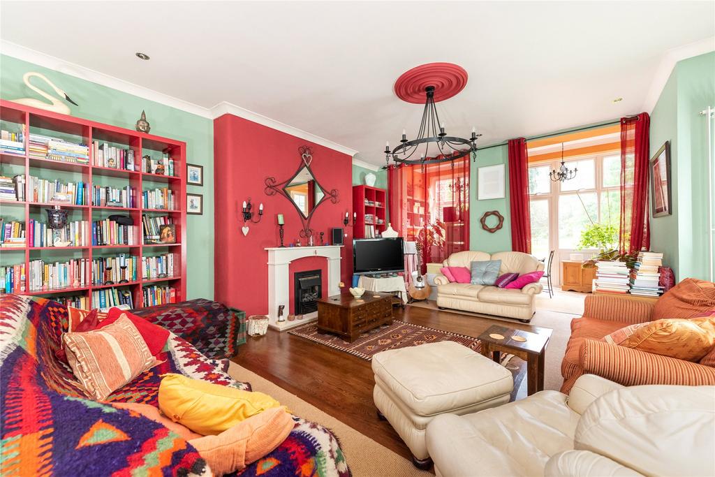 Heath Lane, Aspley Heath... 2 bed apartment £550,000