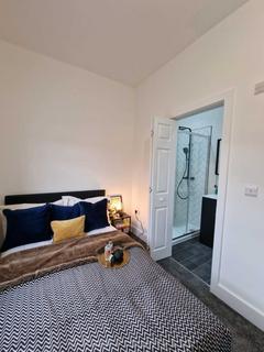 1 bedroom in a house share to rent, Colchester Road, Southend On Sea SS2