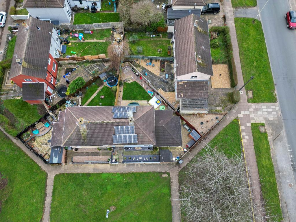 Tolcarne Road, Leicester 4 bed semidetached house £250,000